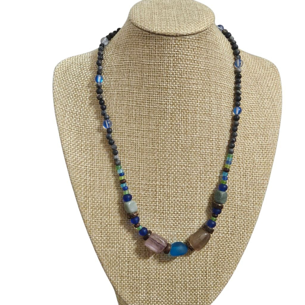 Vintage Glass Stone Blue Women's Beaded Necklace